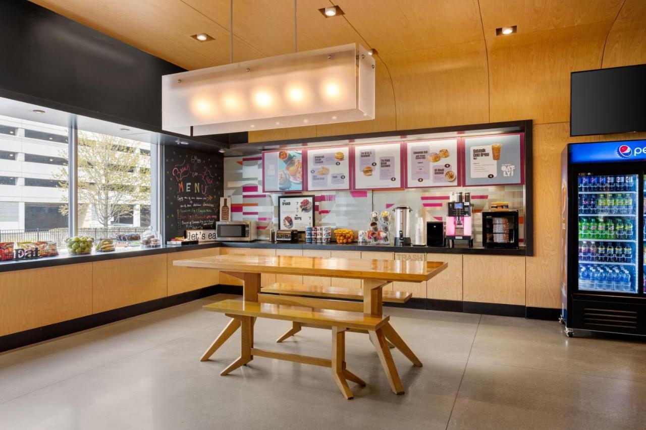 Aloft Chicago O'hare Rosemont公司