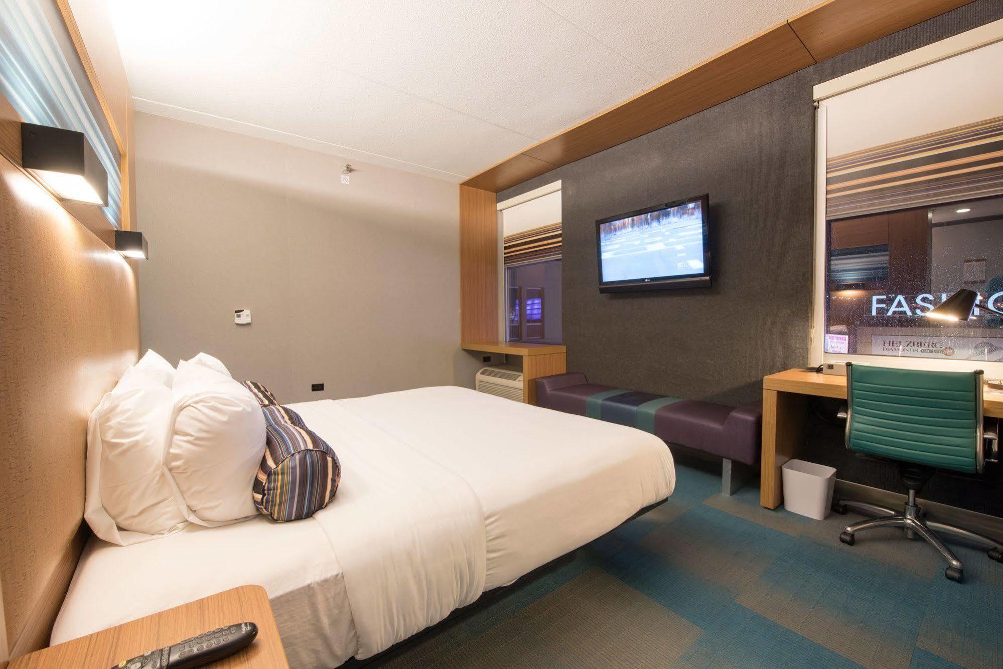 Aloft Chicago O'hare酒店3*